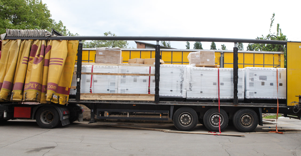 Новини Вінниці / Вінницькі школи та садочки отримали потужні генератори з Мюнстера