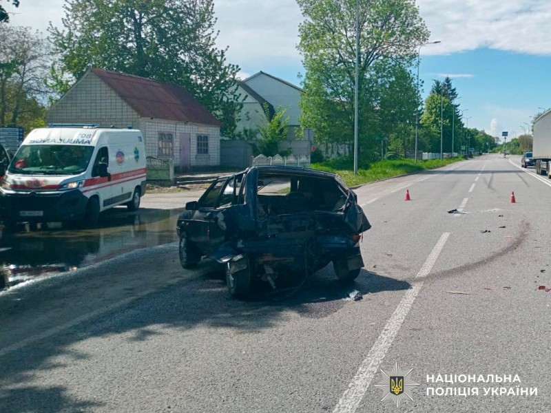 Новини Вінниці / Внаслідок ДТП у Вінницькому районі постраждала 6 річна дівчинка та її мати
