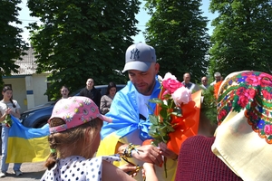 Новини Вінниці / 27 місяців полону: на Вінниччині  зустріли воїна Сергія Головенко 