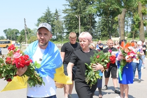 Новини Вінниці / 27 місяців полону: на Вінниччині  зустріли воїна Сергія Головенко 