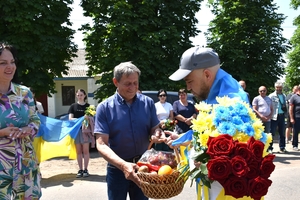 Новини Вінниці / 27 місяців полону: на Вінниччині  зустріли воїна Сергія Головенко 