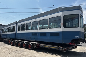 Новини Вінниці / До Вінниці приїхав черговий швейцарський трамвай Tram 2000