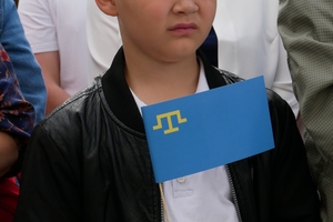 Новини Вінниці / На знак підтримки корінного народу Криму на Вінниччині підняли кримськотатарський прапор