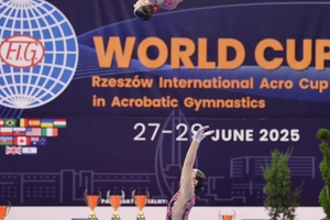 Новини Вінниці / Срібло з Кубку світу вибороли акробатки з Вінниччини
