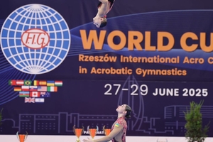 Новини Вінниці / Срібло з Кубку світу вибороли акробатки з Вінниччини