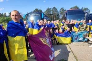 Новини Вінниці / З полону повертається ще група поранених й важкопоранених захисників