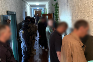 Новини Вінниці / Замовила вбивство поліцейського за 5 тисяч доларів: поліція Вінниччини викрила киянку та кримінальних авторитетів 
