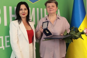 Новини Вінниці / 11 медиків з Вінниччини отримали відзнаки Верховної Ради України