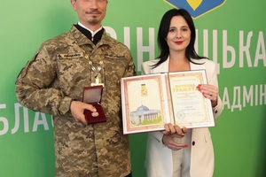 Новини Вінниці / 11 медиків з Вінниччини отримали відзнаки Верховної Ради України