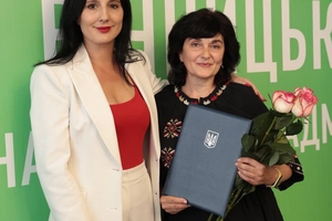 Новини Вінниці / 11 медиків з Вінниччини отримали відзнаки Верховної Ради України