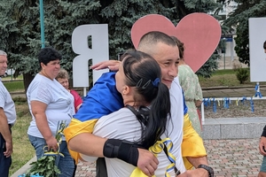 Новини Вінниці / Гайсинська громада зустріла ще одного Героя: Дмитро Колісник повернувся з російського полону