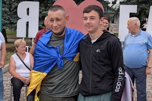 Новини Вінниці / Гайсинська громада зустріла ще одного Героя: Дмитро Колісник повернувся з російського полону
