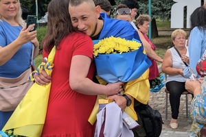 Новини Вінниці / Гайсинська громада зустріла ще одного Героя: Дмитро Колісник повернувся з російського полону