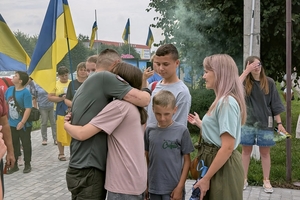Новини Вінниці / Гайсинська громада зустріла ще одного Героя: Дмитро Колісник повернувся з російського полону