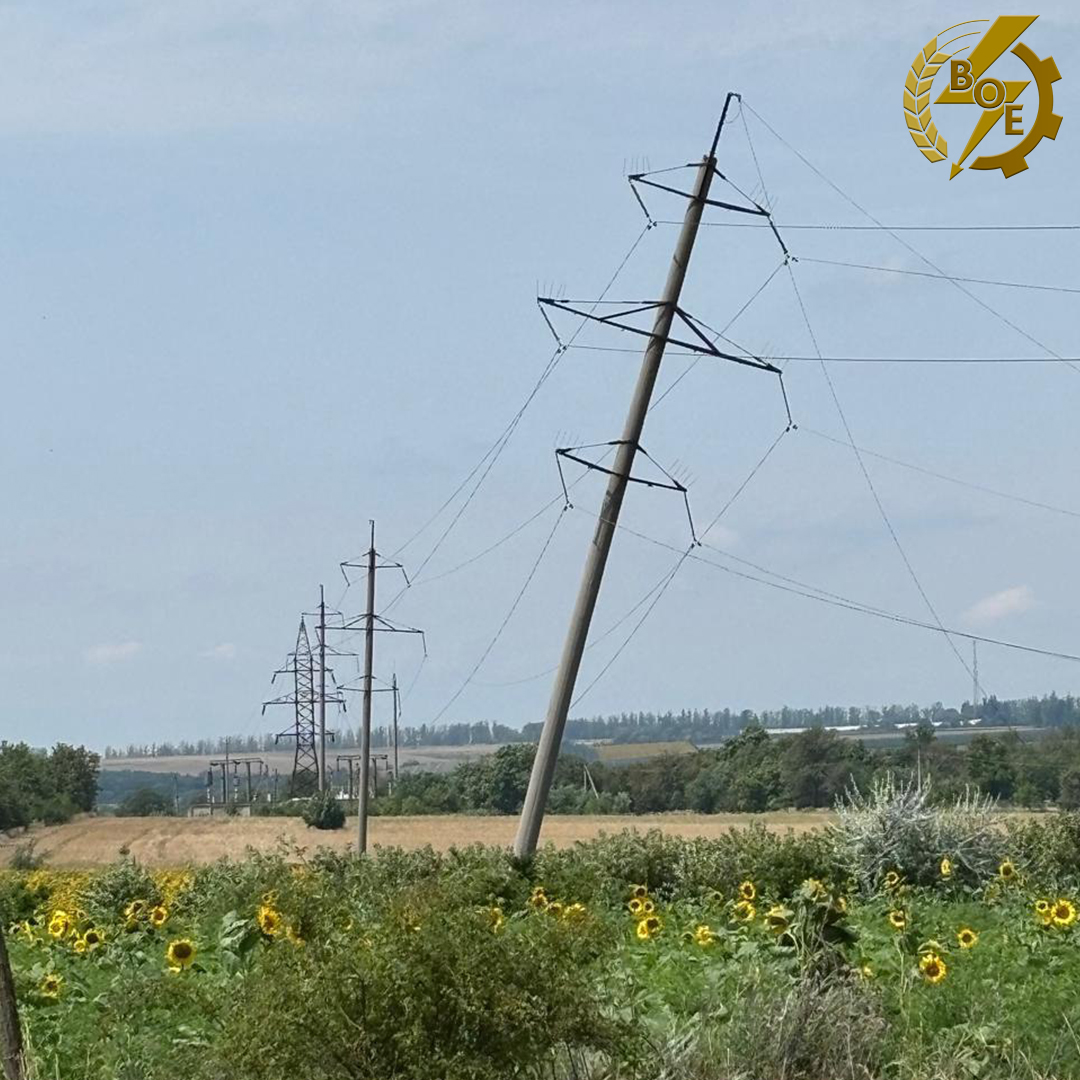 Новини Вінниці / Гроза, буревій, зливи: енергетики Вінниччини ліквідовують наслідки найпотужнішої негоди останніх років