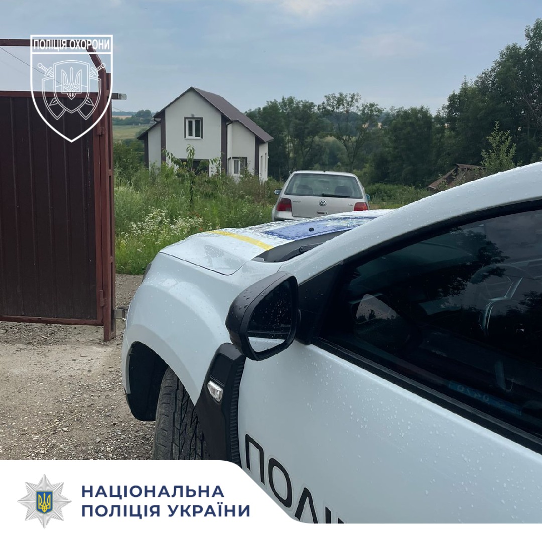 Новини Вінниці / На Вінниччині працівники поліції охорони затримали трьох осіб, які проникли до приватного будинку