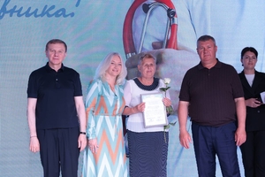 Новини Вінниці / На Вінниччині привітали медиків із професійним святом