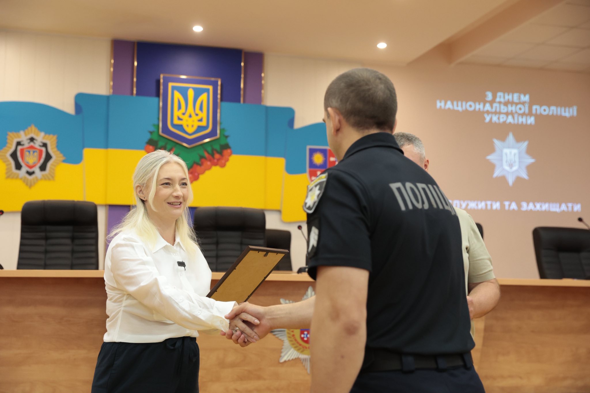 Новини Вінниці / На Вінниччині з нагоди професійного свята відзначили кращих поліцейських області