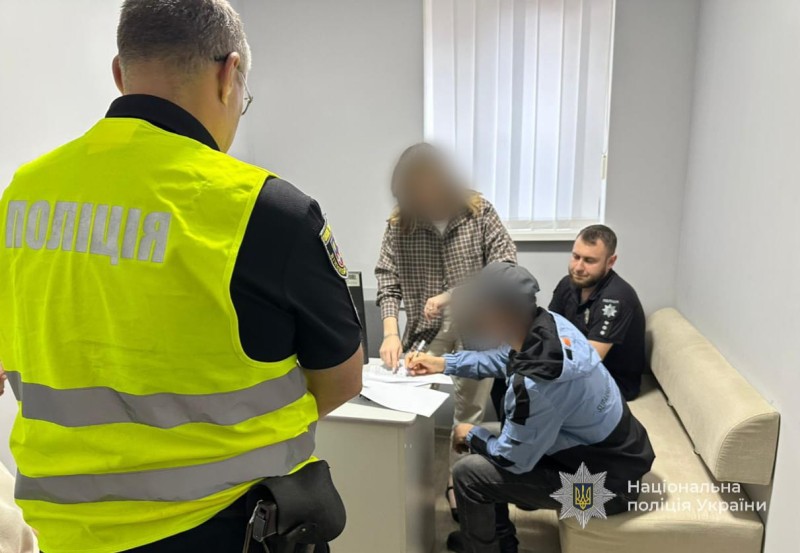 Новини Вінниці / Слідчі Вінниччини повідомили про підозру працівнику фастфуду, клієнти якого отруїлися шаурмою