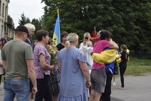 Новини Вінниці / У Погребищенській громаді зустріли звільненого з ворожого полону Героя Руслана Нестерука