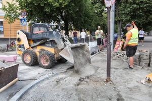 Новини Вінниці / У Вінниці на Соборній почали облаштовувати пониження перед пішохідними переходами