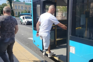 Новини Вінниці / У Вінниці ветеранів долучили до додаткового обстеження однієї з ділянок майбутнього безбар’єрного маршруту