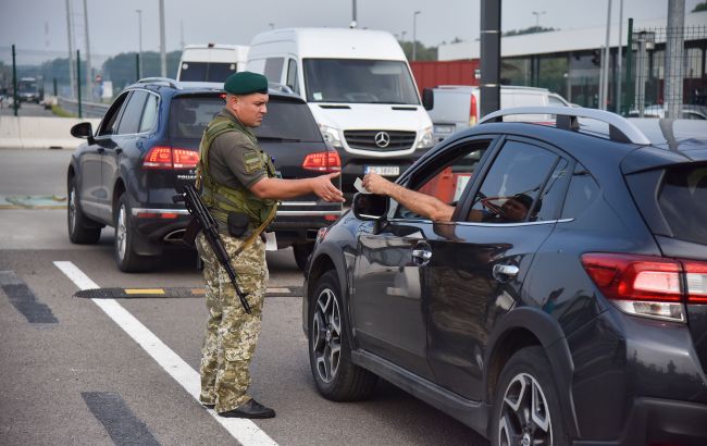 Новини Вінниці / Чоловікам до 22 років дозволили виїзд за кордон