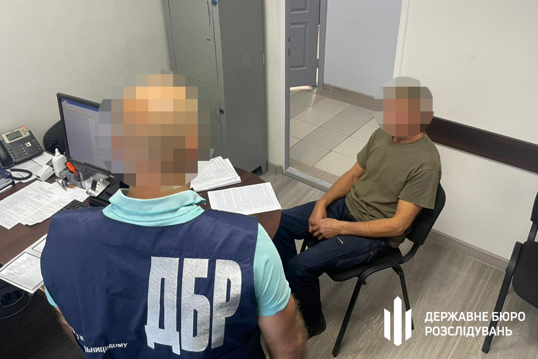 Новини Вінниці / Майстру «Гайсинського лісгоспу» ДБР повідомило про підозру щодо вирубки дерев на суму 2,7млн. грн.
