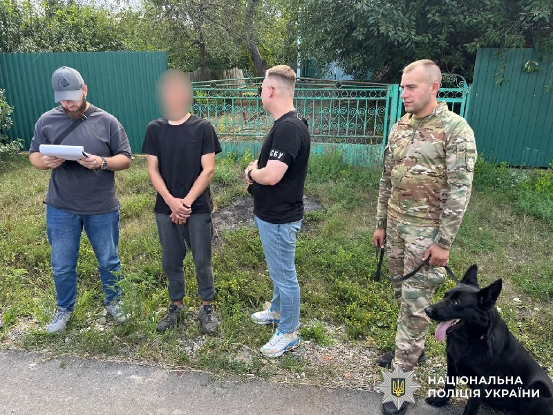 Новини Вінниці / Підпалив релейні шафи біля залізничної лінії: на Вінниччині затримали 18-річного хлопця, який працював на ворога 