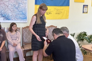 Новини Вінниці / Рідним полеглих воїнів з Вінниччини передали державні нагороди