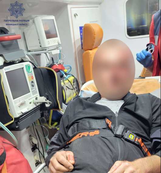 Новини Вінниці / У Вінниці скутерист напідпитку не впорався з керуванням та вчинив ДТП
