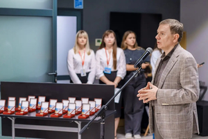 Новини Вінниці / У Вінниці вручили Почесні знак «Мати Героя/Героїні» матерям полеглих Захисників