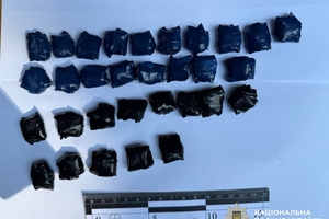 Новини Вінниці / У Вінницькому районі поліцейський офіцер громади викрив наркозакладчика  