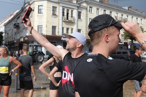 Новини Вінниці / Військові заради військових: 6 серпня Вінниця зустрічала благодійний ультрамарафон «UltraUkraine»