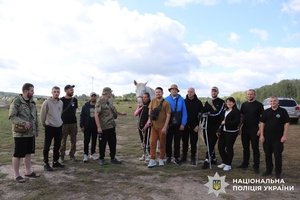 Новости Винницы и области / Іпотерапія для Захисників: у Вінниці поранені бійці проходять відновлення з кіньми / Інформаційний портал На Париже Новини Вінниці / Іпотерапія для Захисників: у Вінниці поранені бійці проходять відновлення з кіньми