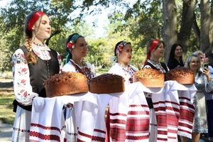 Новини Вінниці / На Вінниччині 14 родин ВПО отримали нові квартири