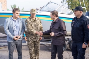 Новини Вінниці / Прикордонники Вінниччини отримали сучасний катер для охорони Дністра