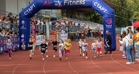 Новини Вінниці / У Вінниці відбувся дитячий забіг «Vinnytsia Kids Race 2025»