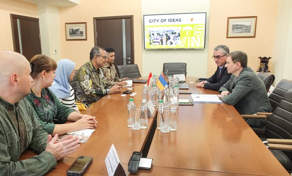Новини Вінниці / Вінниця налагоджує партнерство з Індонезією