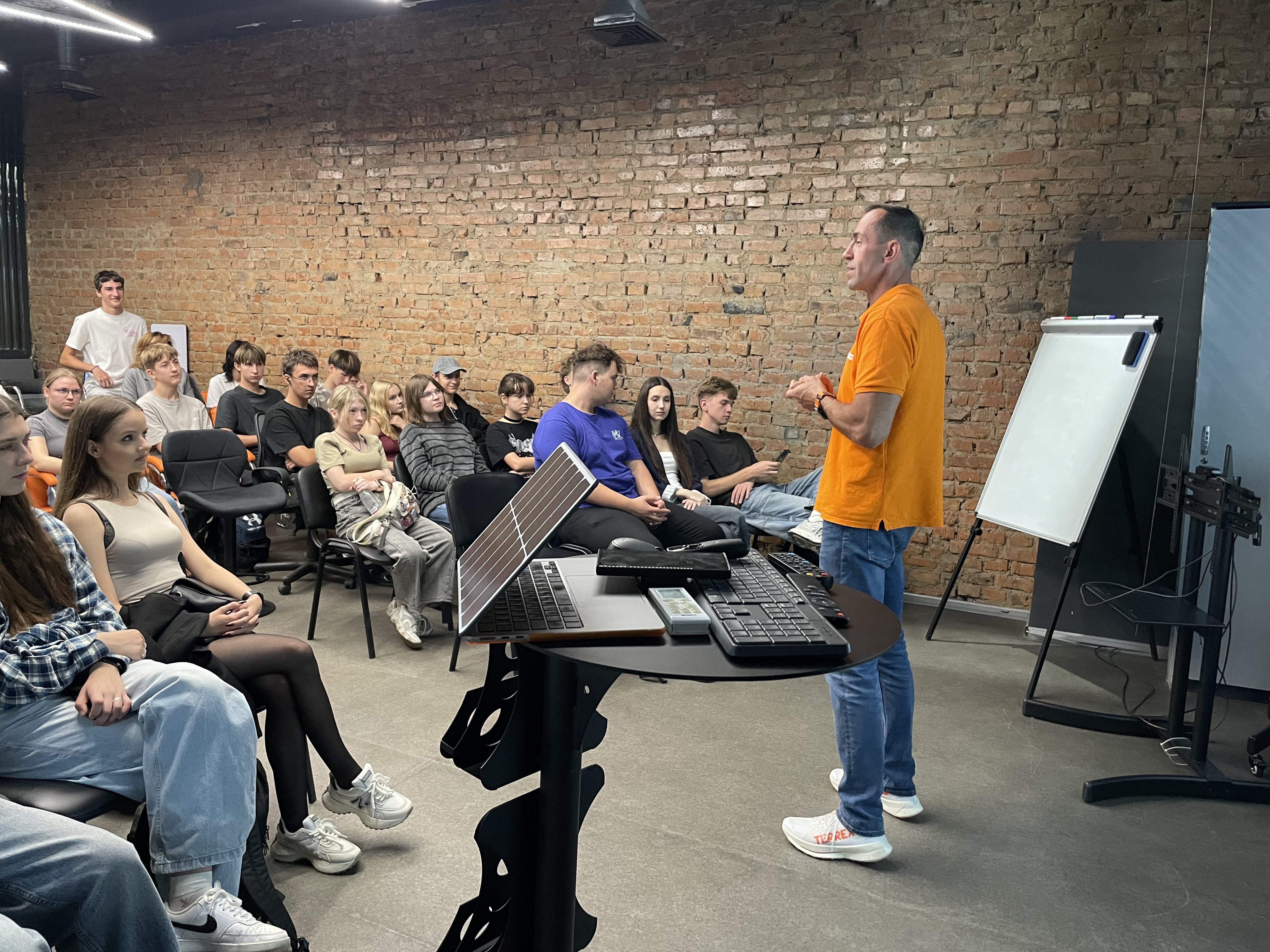 Новини Вінниці / Вінницький бізнес інвестує в освіту: гранти для абітурієнтів з технічним хистом 