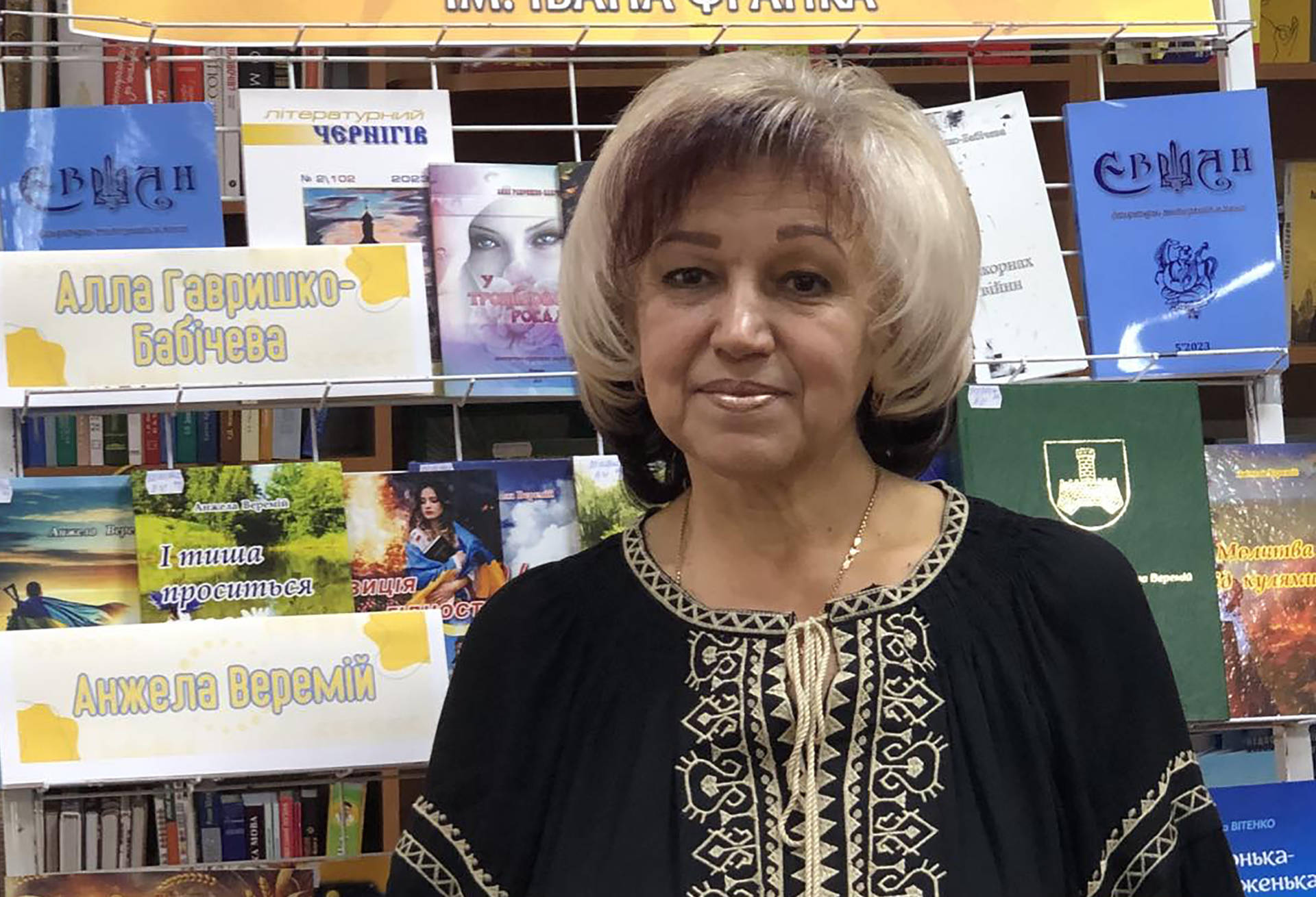 Новини Вінниці / Письменниця з Хмільника отримала першу Всеукраїнську премію імені Анатолія Свидницького