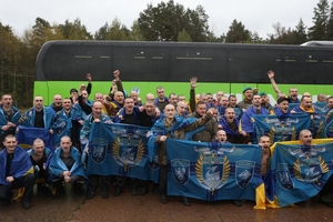 Новини Вінниці / Троє військових з Вінничиини сьогодні повернулися додому із трирічного полону