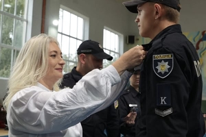 Новини Вінниці / У Вінниці майбутні поліцейські з Харківського університету склали присягу Україні