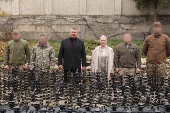 Вінницьких військових підсилили сучасними дронами та спорядженням / Новости Винницы и области / Інформаційний портал На Париже Новини Вінниці / Вінницьких військових підсилили сучасними дронами та спорядженням