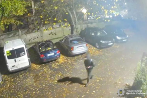 Новости Винницы и области / Затримано агента рф, який підпалив авто у Вінниці та планував теракт у Києві / Інформаційний портал На Париже Новини Вінниці / Затримано агента рф, який підпалив авто у Вінниці та планував теракт у Києві