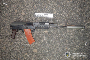 Новини Вінниці / Автомат у багажнику: жителю Вороновиці оголосили підозру