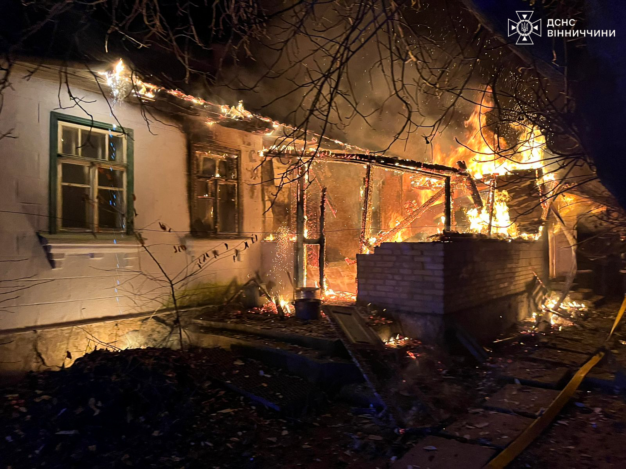 ДСНС Вінницької області врятували жінку та запобігли трьом трагедіям / Новости Винницы и области / Інформаційний портал На Париже Новини Вінниці / ДСНС Вінницької області врятували жінку та запобігли трьом трагедіям