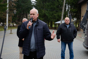 Новости Винницы и области / Хмільник передав на фронт 100 дронів, зібраних завдяки спільній ініціативі волонтерів та жителів громади / Інформаційний портал На Париже Новини Вінниці / Хмільник передав на фронт 100 дронів, зібраних завдяки спільній ініціативі волонтерів та жителів громади