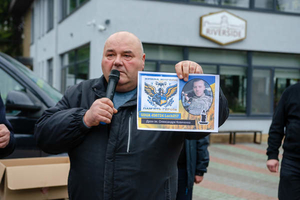 Новости Винницы и области / Хмільник передав на фронт 100 дронів, зібраних завдяки спільній ініціативі волонтерів та жителів громади / Інформаційний портал На Париже Новини Вінниці / Хмільник передав на фронт 100 дронів, зібраних завдяки спільній ініціативі волонтерів та жителів громади