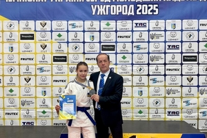 Новини Вінниці / Юні дзюдоїстки з Вінниччини відзначилися на Чемпіонаті України в Ужгороді
